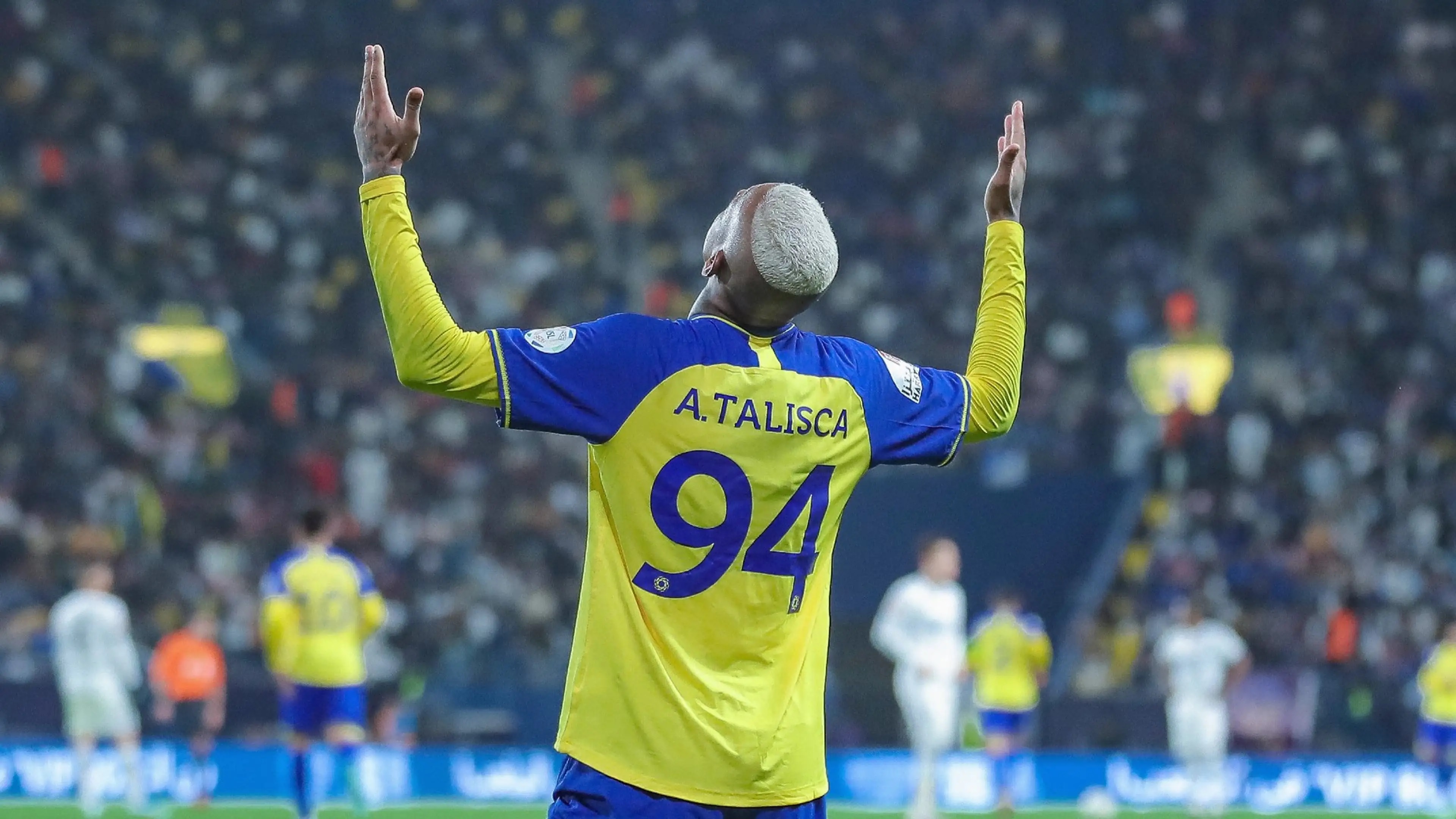 تاليسكا يثير غضب جمهور النصر بسبب حفلاته خلال فترة إعداد الفريق